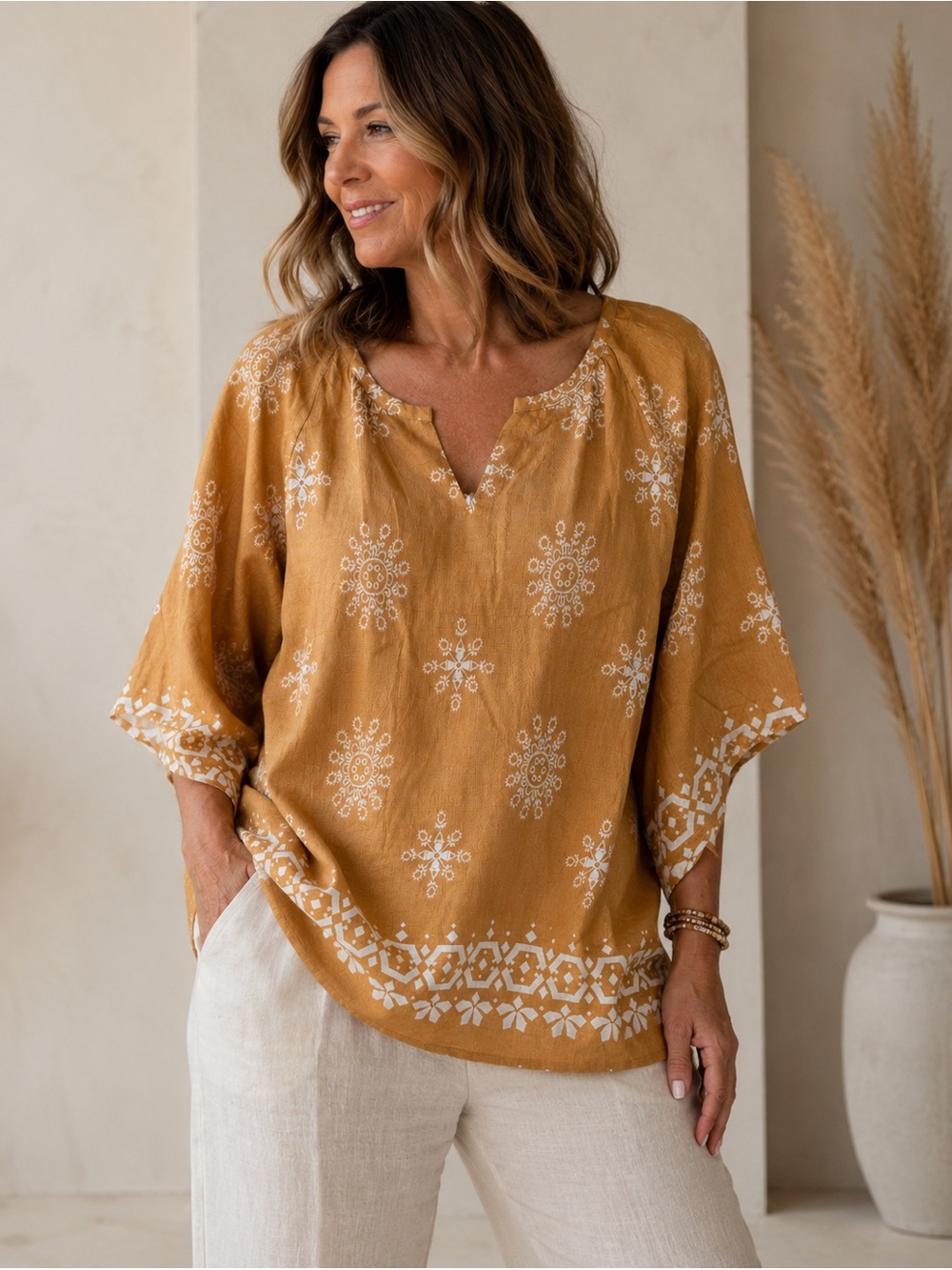 NWT BEBONNIE Relaxed Camel Tunic with White Folk Motif XL